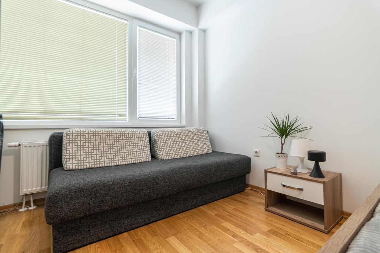 High-End Spacious Apartment Next To City Mall Scopia Exterior foto