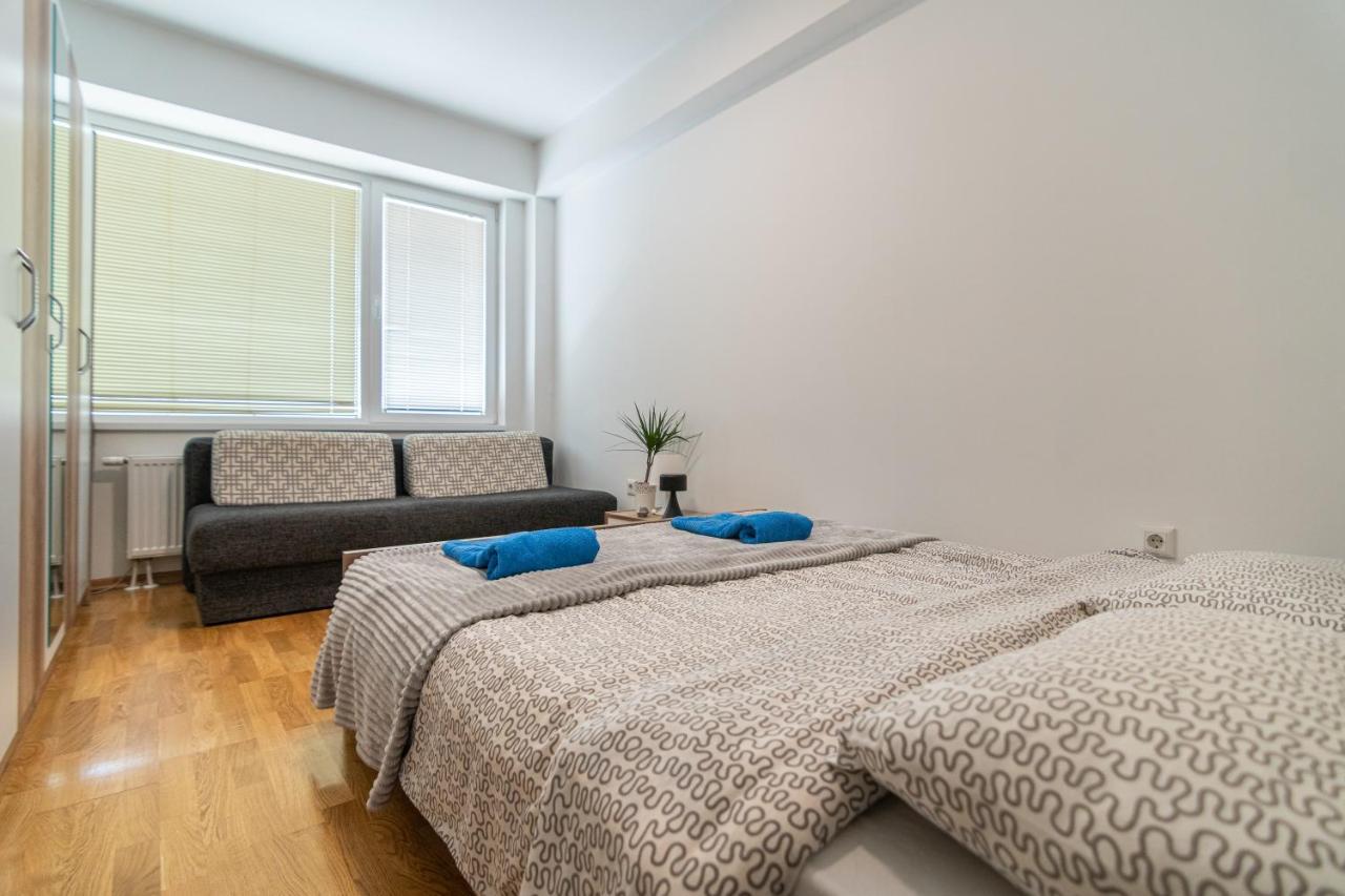 High-End Spacious Apartment Next To City Mall Scopia Exterior foto
